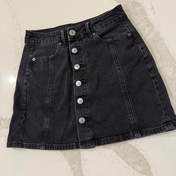American Eagle High Rise A-Line Button Down Black Denim Skirt Women's 00 Preppy - Picture 2 of 7